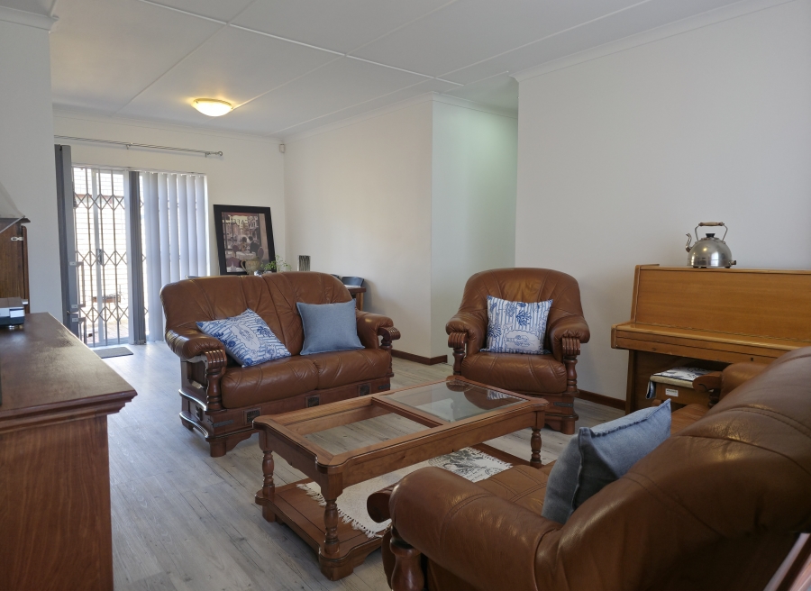 3 Bedroom Property for Sale in Jeffreys Bay Central Eastern Cape